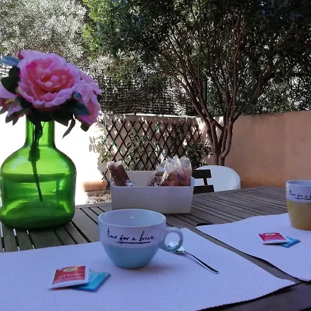 Downtown Garden Апартаменти