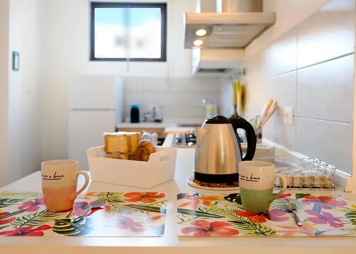 Downtown Garden Apartment